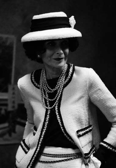 stijl coco chanel|Coco Chanel clothing.